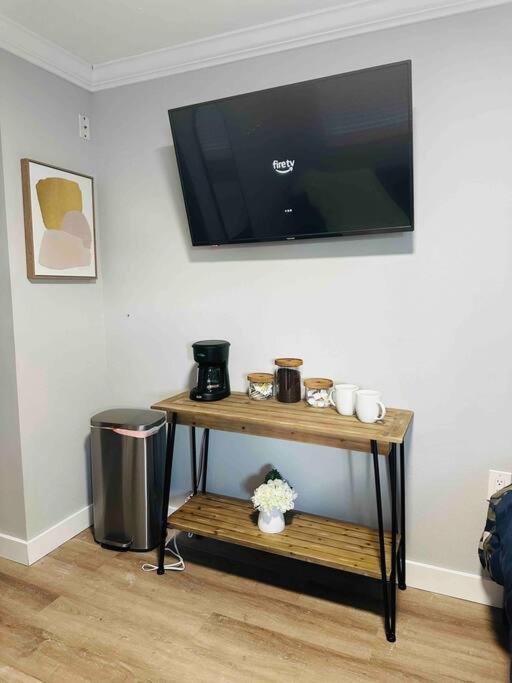 Coral Gables Near Airport And Beaches Apartment