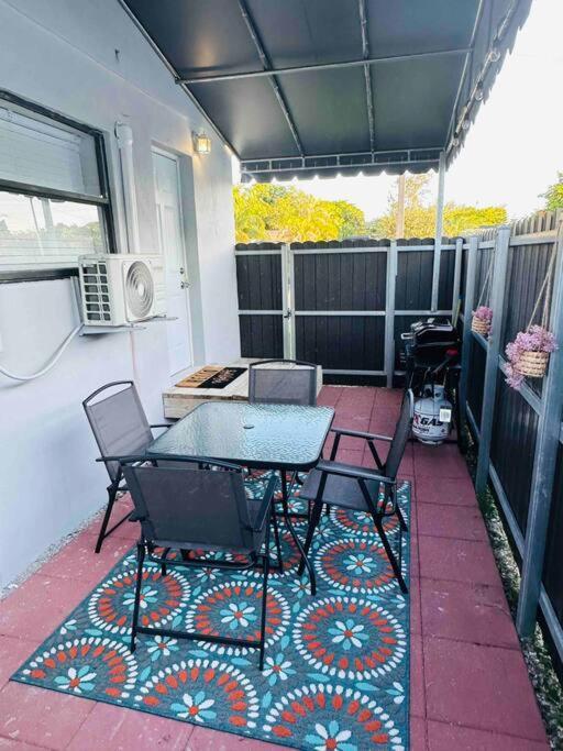 Coral Gables Near Airport And Beaches Apartment