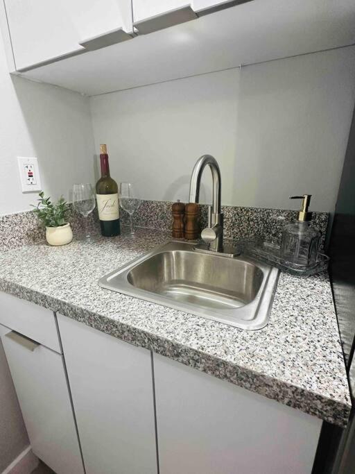 Coral Gables Near Airport And Beaches Apartment